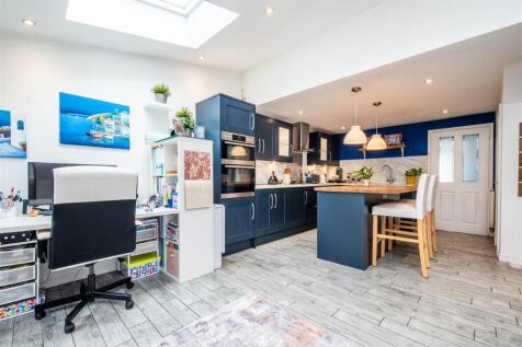 Kitchen/Diner/Family Room