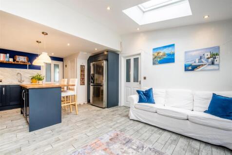 Kitchen/Diner/Family Room