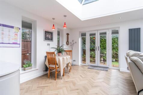 Dining/Family Room