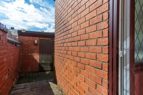 Yard/Garage