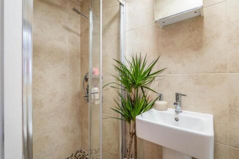 Master Bedroom Ensuite