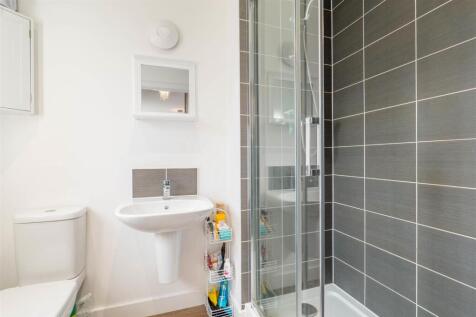 Master Bedroom Ensuite