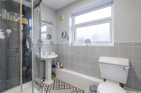 Master Bedroom Ensuite