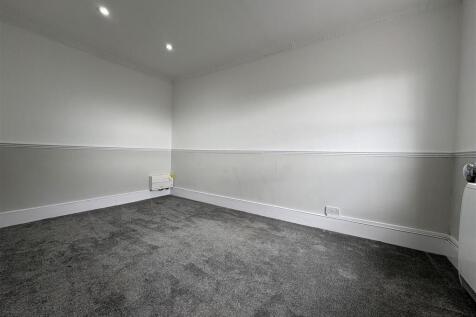 Bedroom.jpg