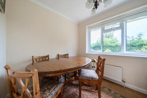 Dining Room / Bedroom 3