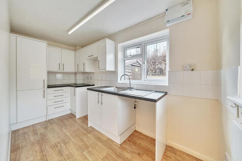 Fitted Kitchen