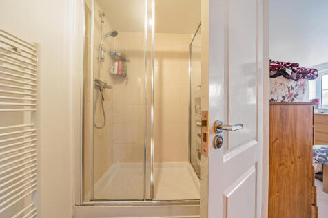 Ensuite Shower Room