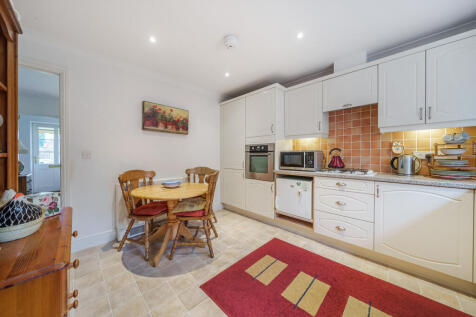 Kitchen / Breakfast Room