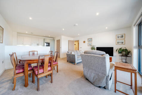 Open Plan Kitchen / Living / Dining Room