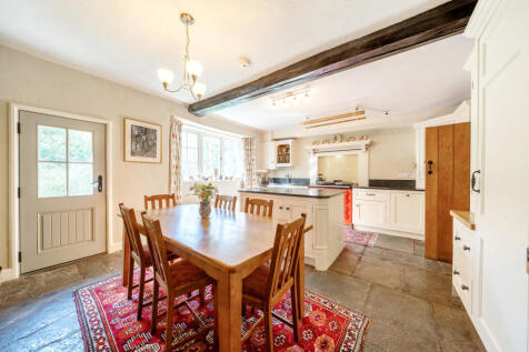 Kitchen / Breakfast Room