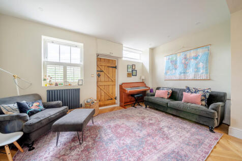 Open Plan Kitchen / Living / Dining Room