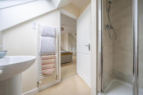 Ensuite Shower Room