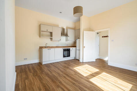 Kitchen / Living Room