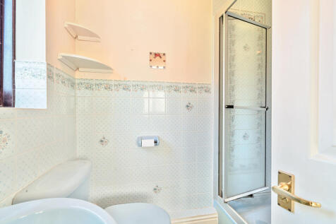 Ensuite Shower Room