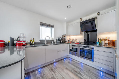 Kitchen / Living Room