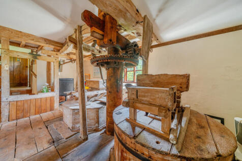Milling Room