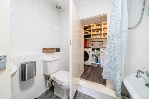 Bathroom / Utility