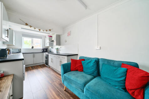 Kitchen / Breakfast Room