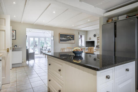 Kitchen / Breakfast Room