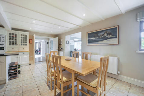 Kitchen / Breakfast Room