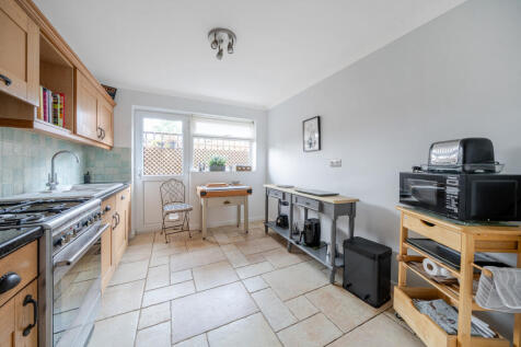 Kitchen / Breakfast Room