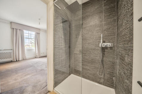 Ensuite Shower Room