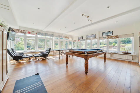 Garden / Games Room