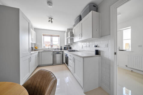 Kitchen / Breakfast Room