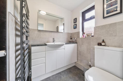 Ensuite Shower Room