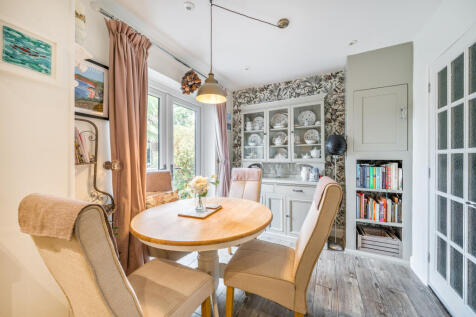 Kitchen / Breakfast Room