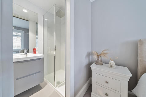 Ensuite Shower Room