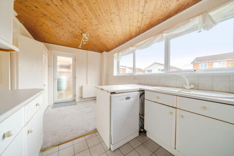 Kitchen / Breakfast Room