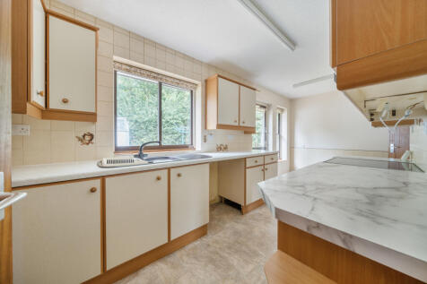 Kitchen / Breakfast Room