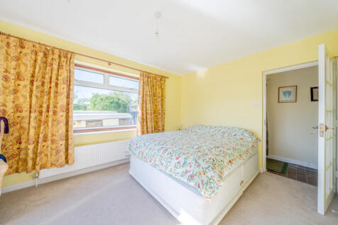 Garden Room / Bedroom 3