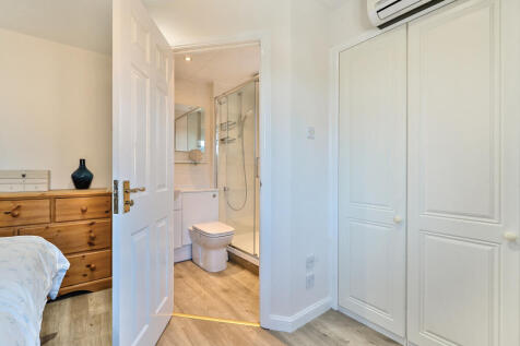 Ensuite Shower Room