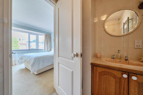 Ensuite Shower Room