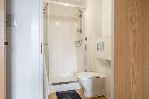 Ensuite Shower Room