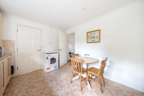 Kitchen / Breakfast Room