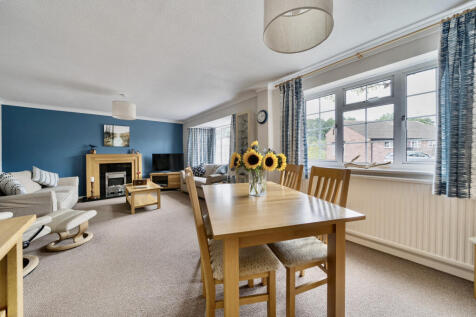Living / Dining Room