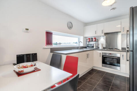 Open Plan Kitchen / Living / Dining Room