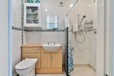Ensuite Shower Room
