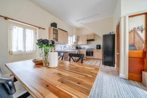 Open Plan Living / Dining Room / Kitchen
