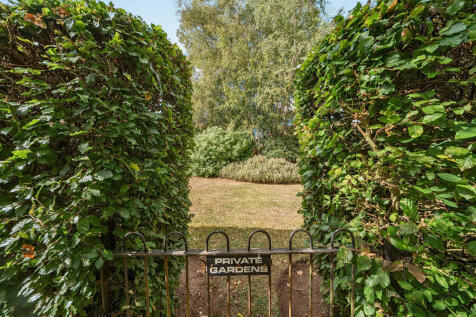 Communal gardens