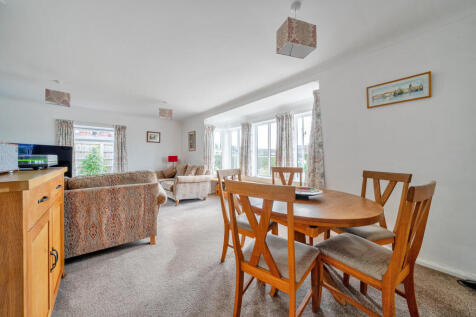 Living / Dining Room