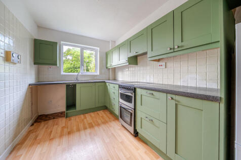Kitchen / Breakfast Room