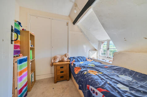 Dressing Room / Bedroom 3