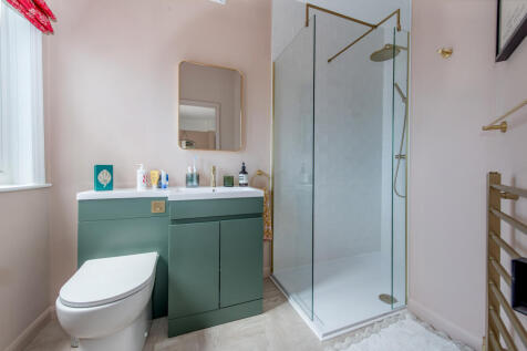 Ensuite Shower Room