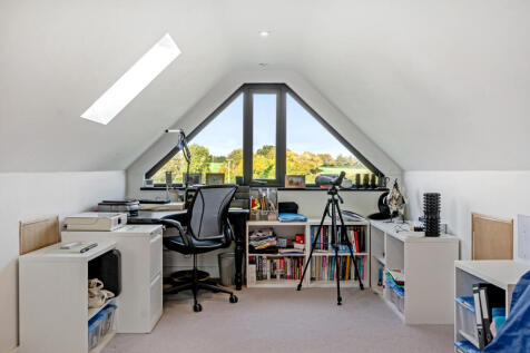 Office / Loft Room