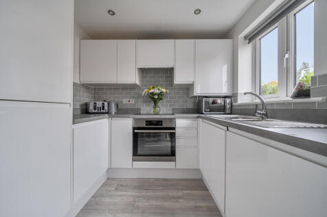 Kitchen / Breakfast Room