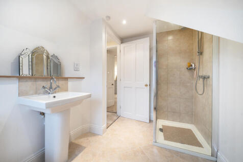 Ensuite Shower Room